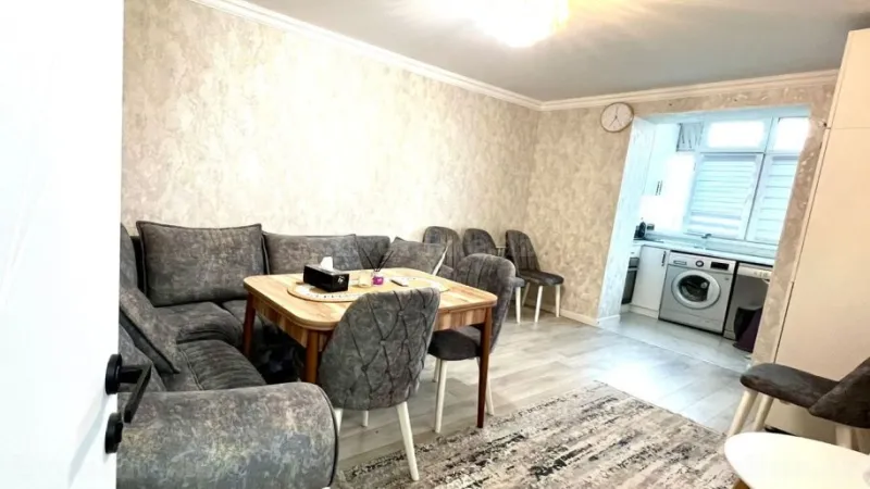 Satılır 2 otaqlı Mənzil Köhnə tikili 36 m² Koroğlu m. - şəkil 3