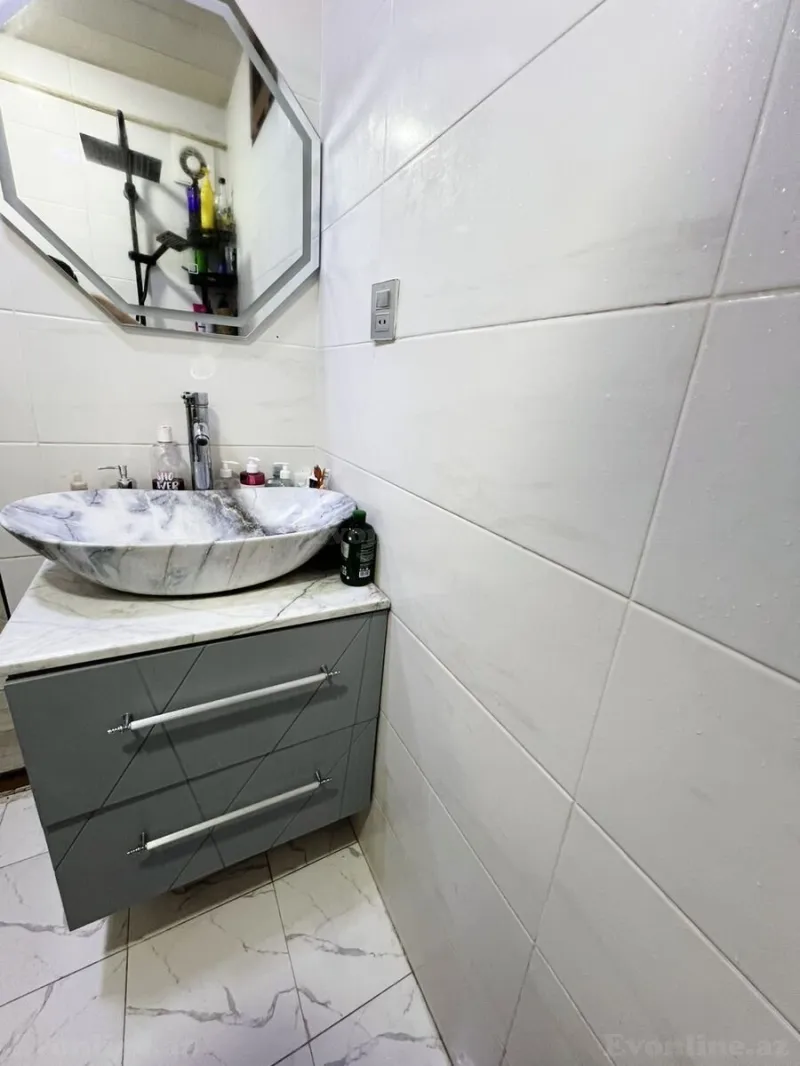 Satılır 2 otaqlı Mənzil Köhnə tikili 36 m² Koroğlu m. - şəkil 11