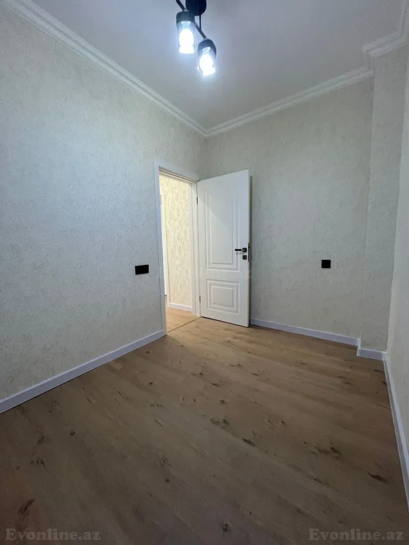 Satılır 3 otaqlı Mənzil Köhnə tikili 50 m² 8-ci mikrorayon - şəkil 6