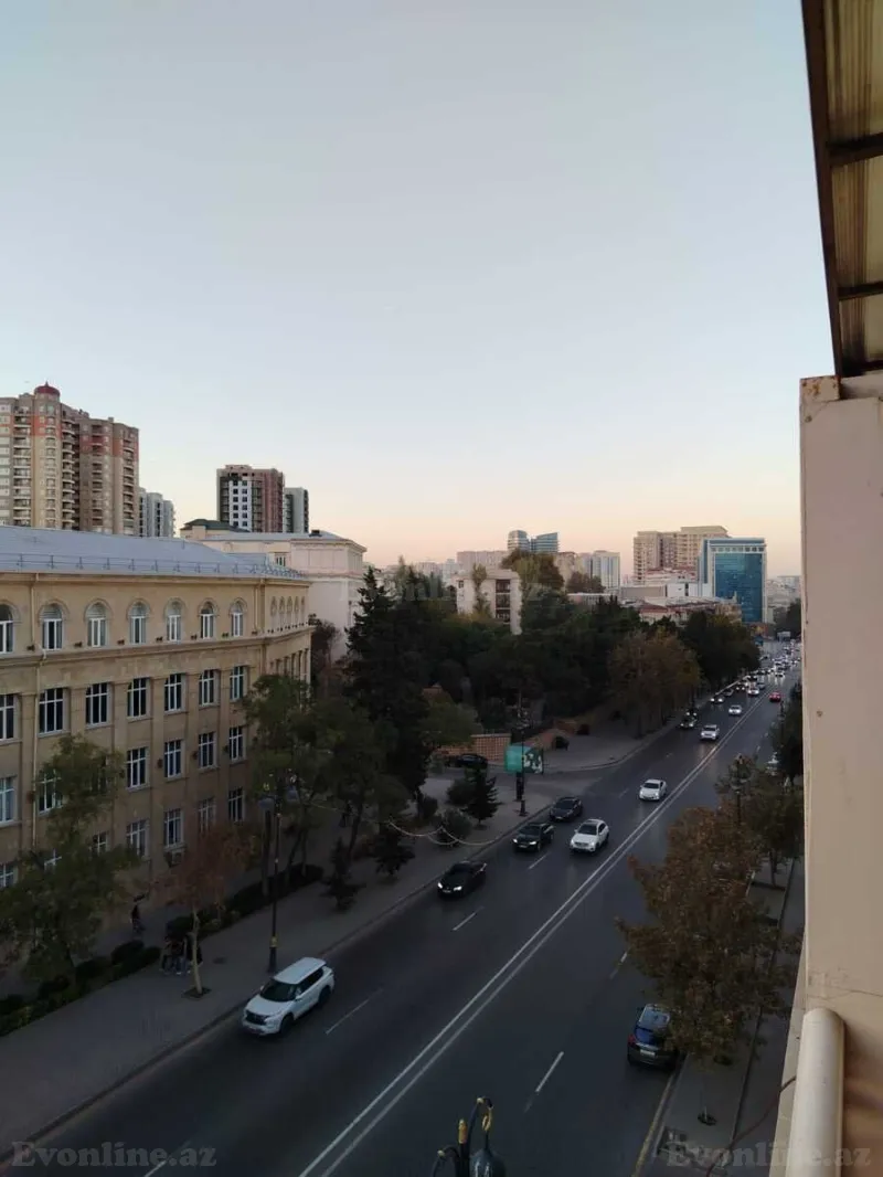 Satılır 3 otaqlı Mənzil Köhnə tikili 70 m² Nizami m. - şəkil 5