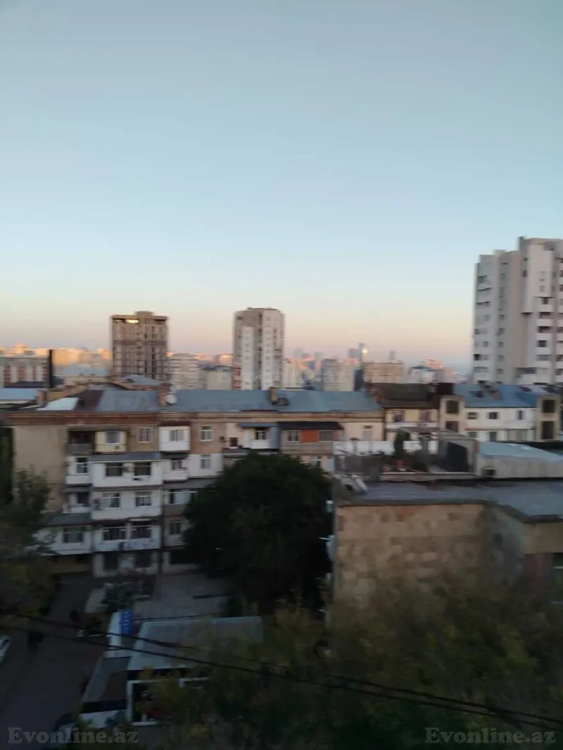 Satılır 3 otaqlı Mənzil Köhnə tikili 70 m² Nizami m. - şəkil 6