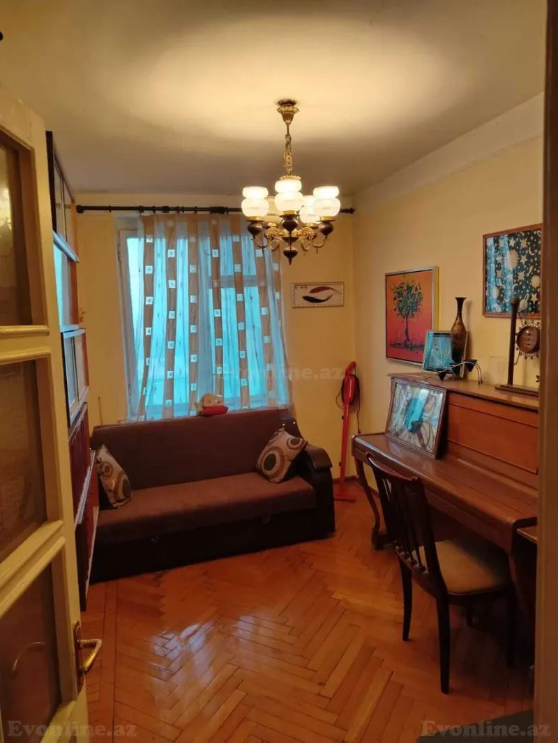Satılır 3 otaqlı Mənzil Köhnə tikili 70 m² Nizami m. - şəkil 18