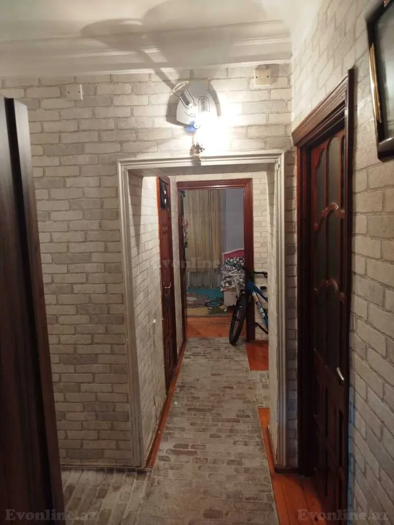 Satılır 3 otaqlı Mənzil Köhnə tikili 78 m² Badamdar - şəkil 2