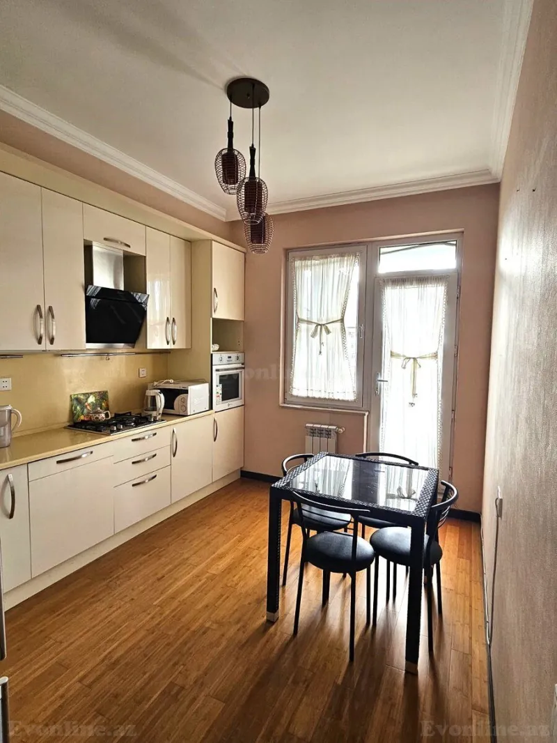 Kirayə verilir 2 otaqlı Mənzil Yeni tikili 70 m² Yasamal