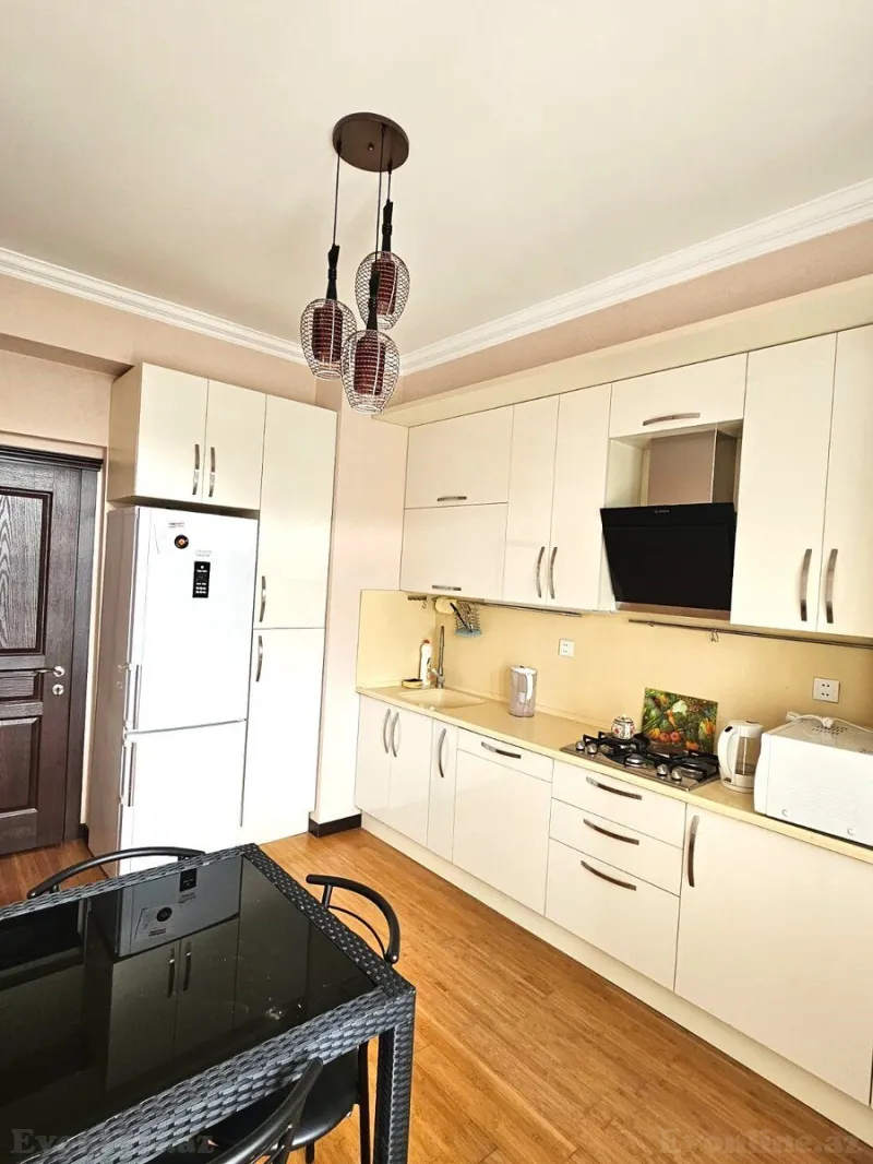 Kirayə verilir 2 otaqlı Mənzil Yeni tikili 70 m² Yasamal - şəkil 2