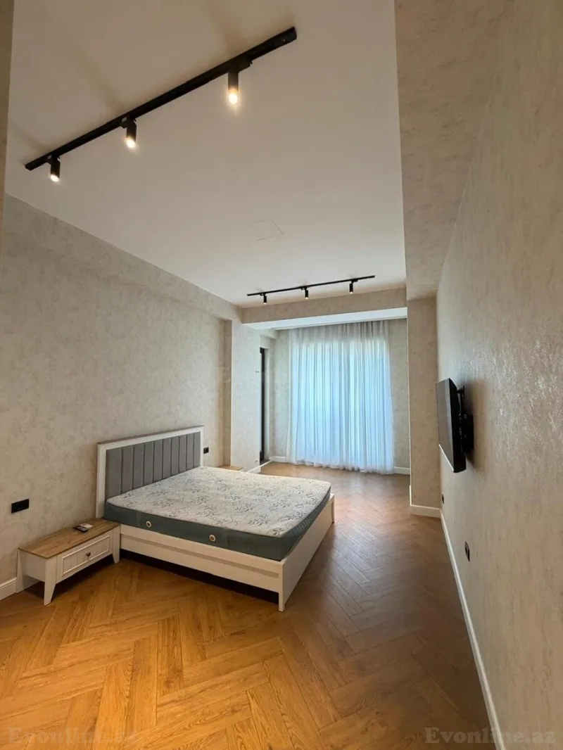 Satılır 5 otaqlı Mənzil Yeni tikili 207 m² Sahil m. - şəkil 14