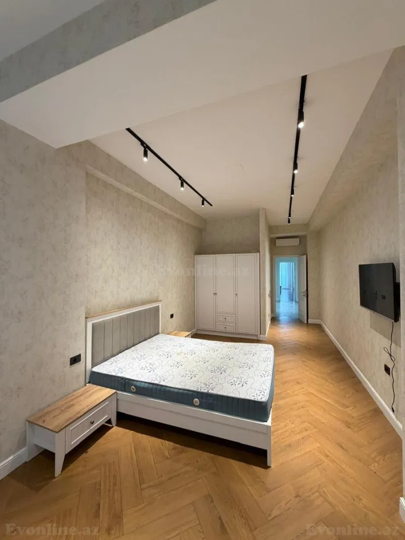 Satılır 5 otaqlı Mənzil Yeni tikili 207 m² Sahil m. - şəkil 16