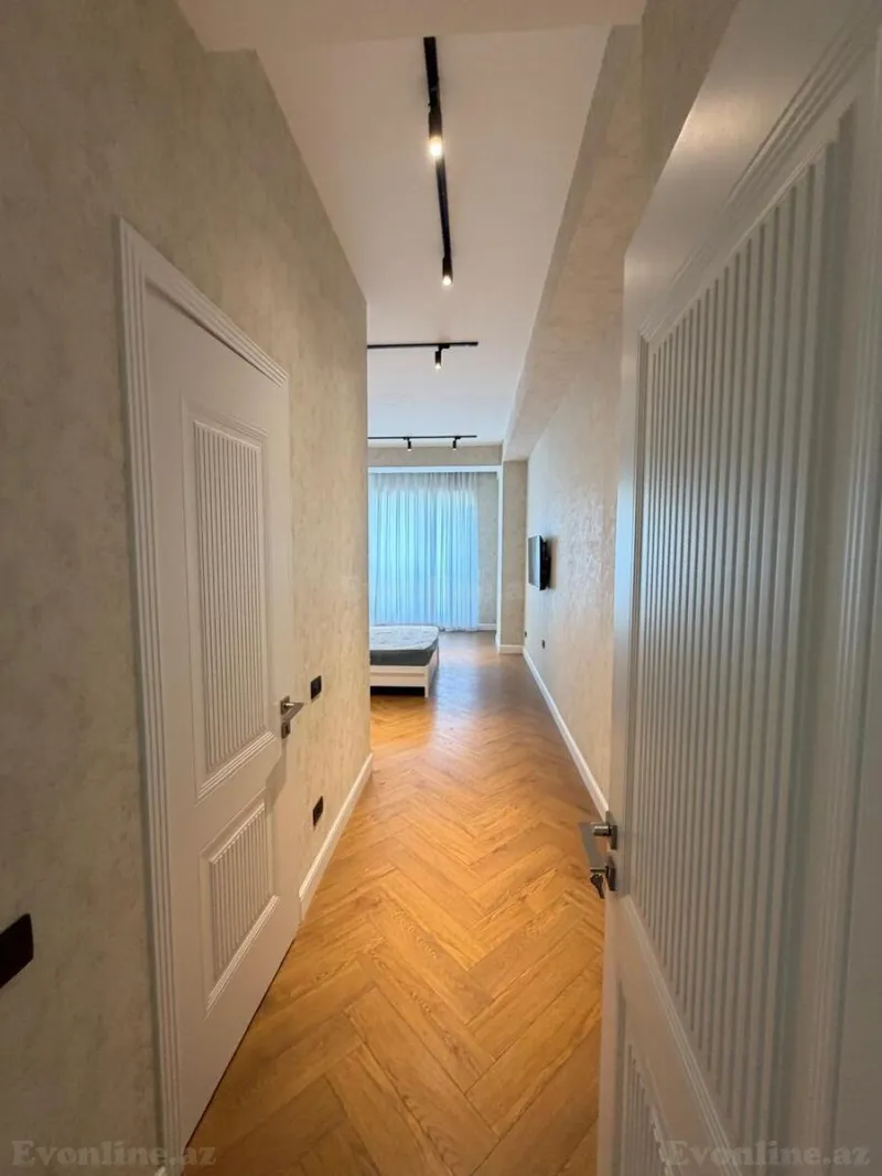 Satılır 5 otaqlı Mənzil Yeni tikili 207 m² Sahil m. - şəkil 17
