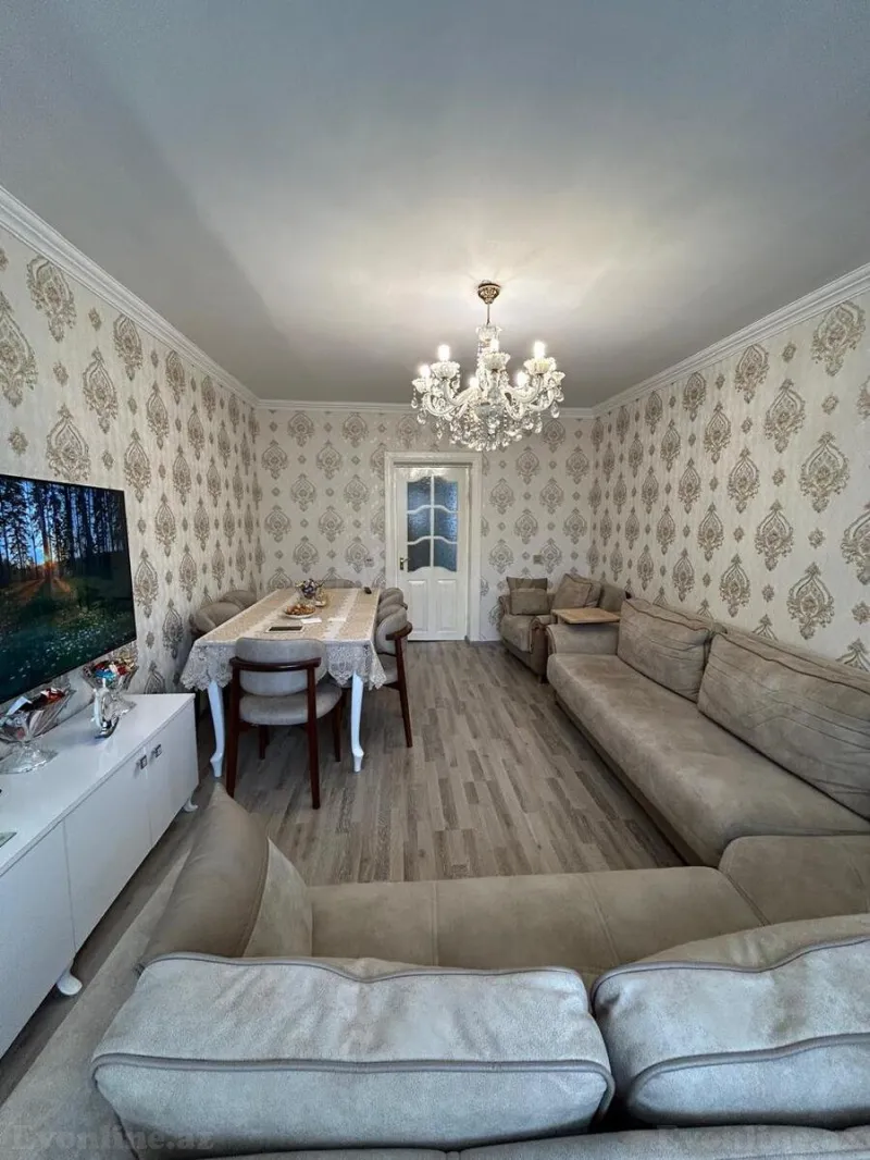 Satılır 3 otaqlı Mənzil Köhnə tikili 70 m² Gəncə - şəkil 2