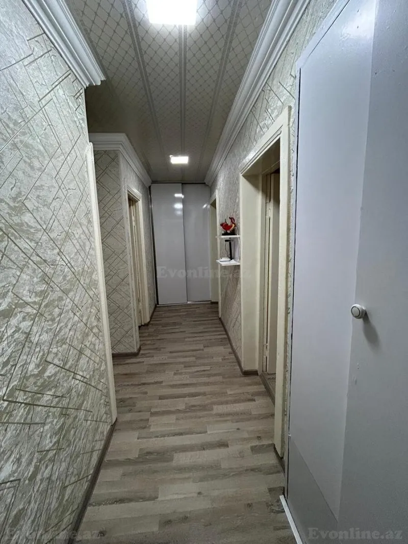 Satılır 3 otaqlı Mənzil Köhnə tikili 70 m² Gəncə - şəkil 3