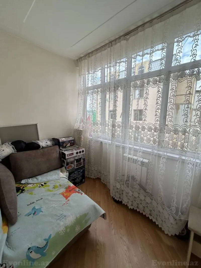 Satılır 3 otaqlı Mənzil Köhnə tikili 70 m² Gəncə - şəkil 9