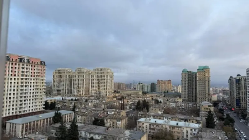 Satılır 4 otaqlı Mənzil Yeni tikili 200 m² Elmlər Akademiyası m. - şəkil 3