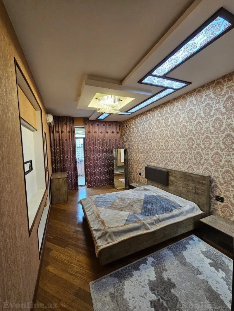 Satılır 4 otaqlı Mənzil Yeni tikili 200 m² Elmlər Akademiyası m. - şəkil 7