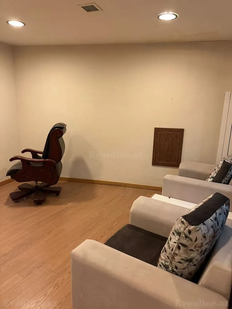 Kirayə verilir Ofis 230 m² Nərimanov r. - şəkil 8