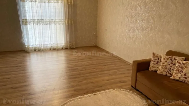 Kirayə verilir Ofis 130 m² 28 May m.