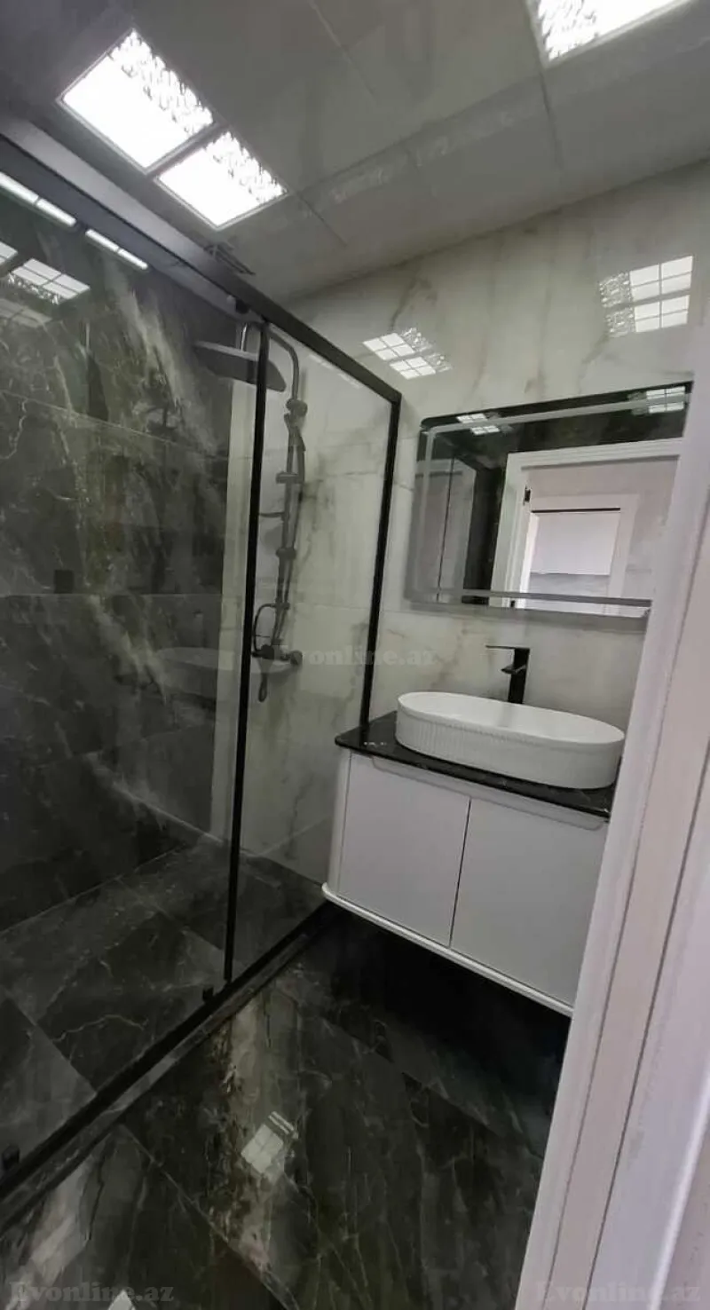 Satılır 2 otaqlı Mənzil Köhnə tikili 65 m² İnşaatçılar m. - şəkil 15