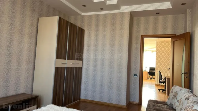 Kirayə verilir 3 otaqlı Mənzil Yeni tikili 185 m² 28 May m. - şəkil 12