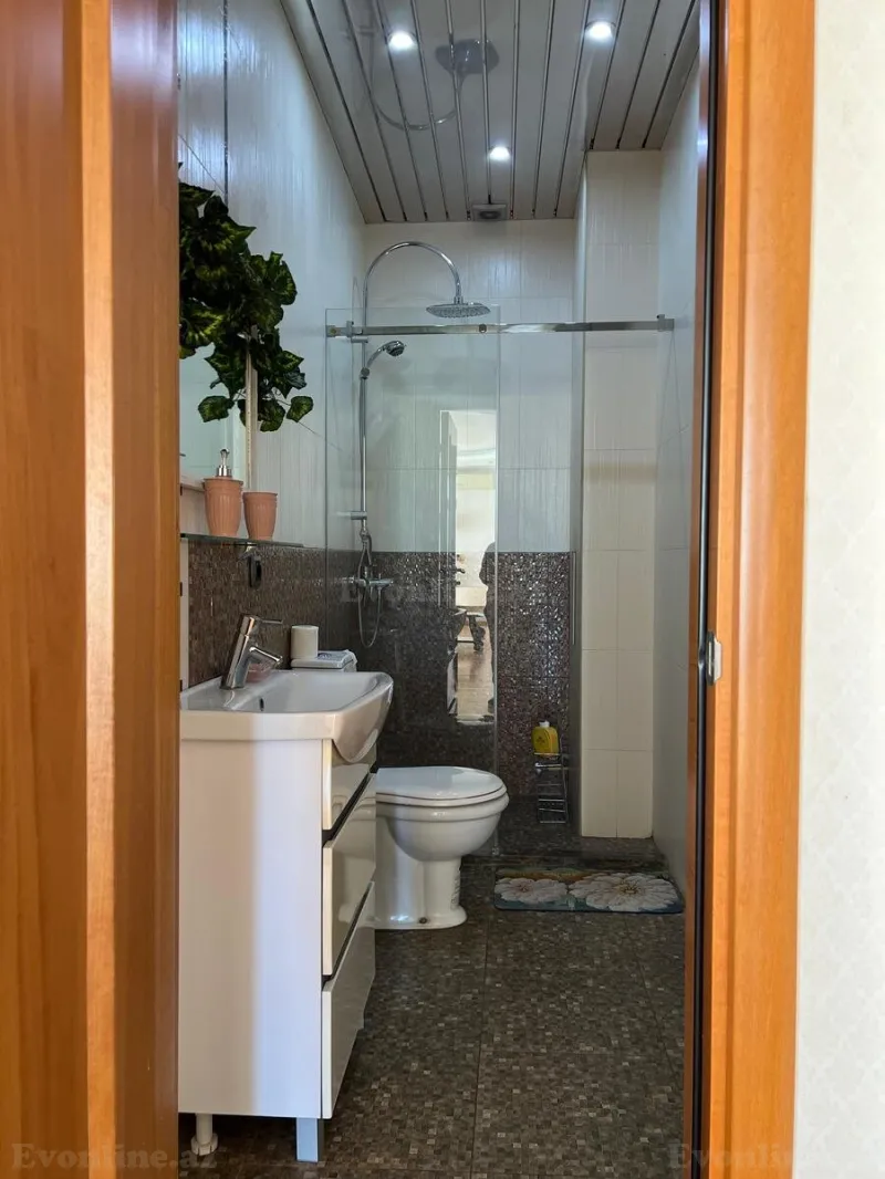 Kirayə verilir 3 otaqlı Mənzil Yeni tikili 185 m² 28 May m. - şəkil 13