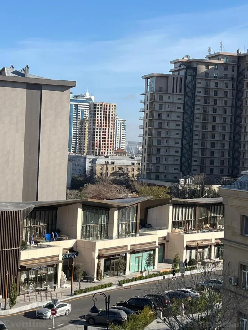 Kirayə verilir 3 otaqlı Mənzil Yeni tikili 185 m² 28 May m. - şəkil 17