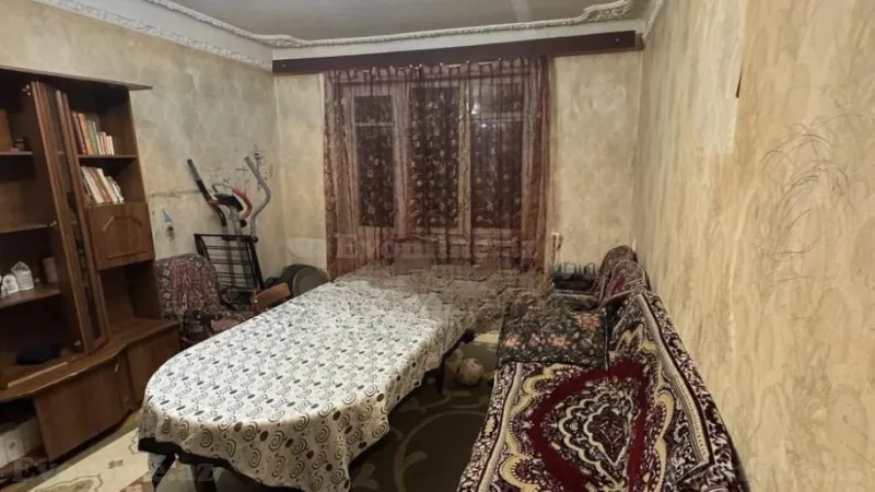 Satılır 3 otaqlı Mənzil Köhnə tikili 75 m² Xalqlar Dostluğu m.