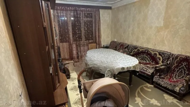 Satılır 3 otaqlı Mənzil Köhnə tikili 75 m² Xalqlar Dostluğu m. - şəkil 3