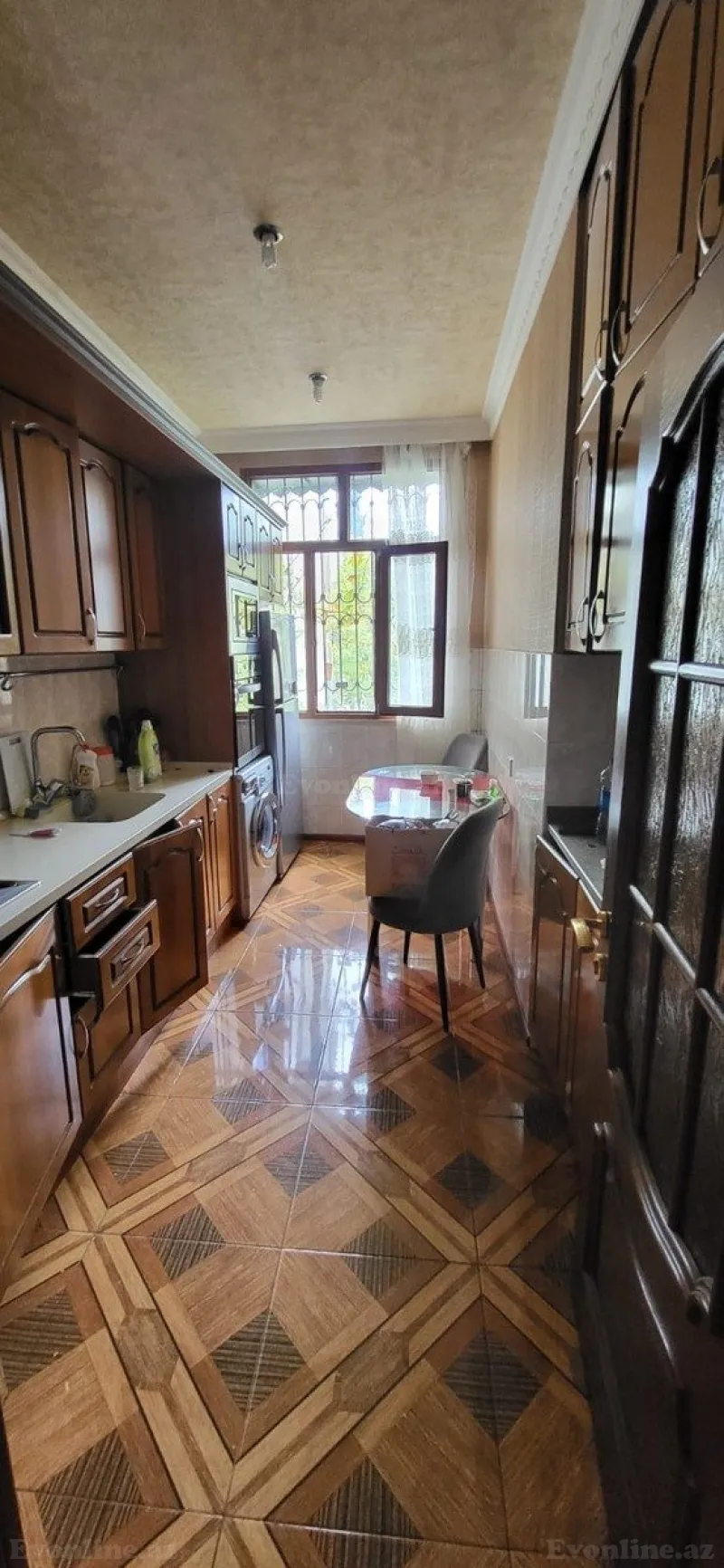 Kirayə verilir 2 otaqlı Mənzil Köhnə tikili 55 m² 28 May m. - şəkil 2