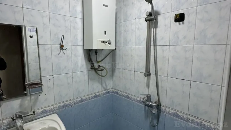 Kirayə verilir 3 otaqlı Mənzil Köhnə tikili 75 m² Əhmədli - şəkil 9