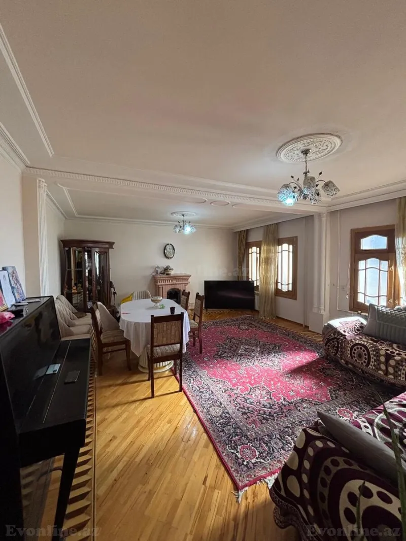 Satılır 5 otaqlı Mənzil Köhnə tikili 110 m² Əhmədli - şəkil 4