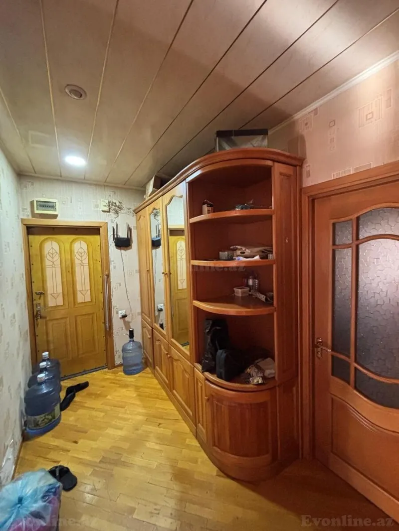 Satılır 5 otaqlı Mənzil Köhnə tikili 110 m² Əhmədli - şəkil 5