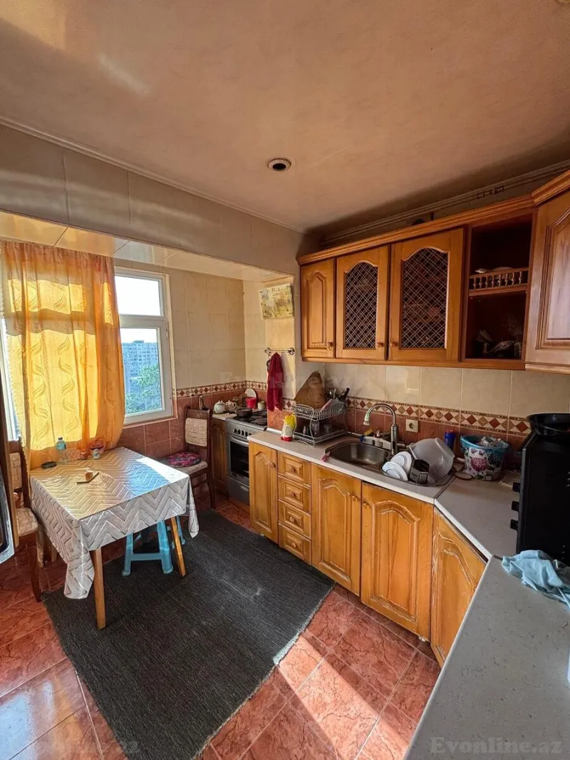 Satılır 5 otaqlı Mənzil Köhnə tikili 110 m² Əhmədli - şəkil 8