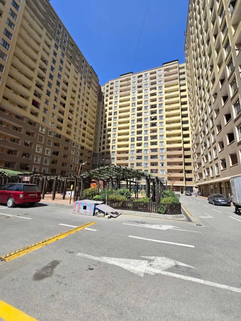 Satılır 3 otaqlı Mənzil Yeni tikili 135 m² İnşaatçılar m.