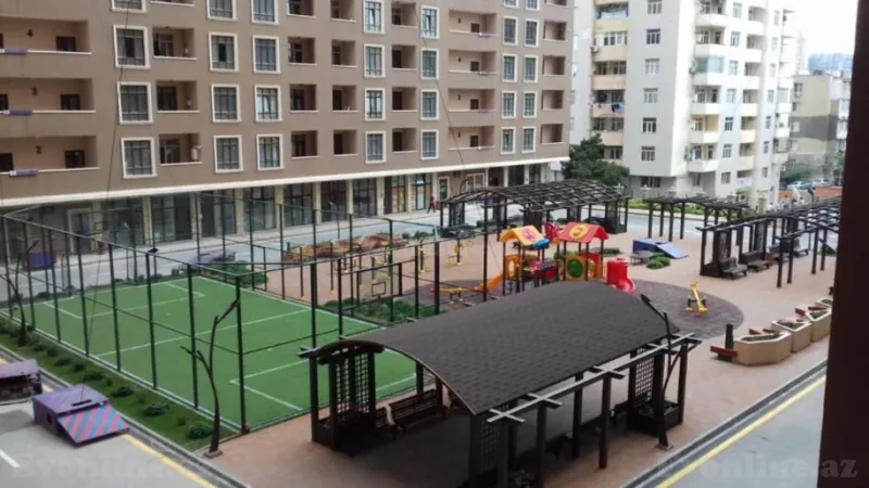 Satılır 3 otaqlı Mənzil Yeni tikili 135 m² İnşaatçılar m. - şəkil 3