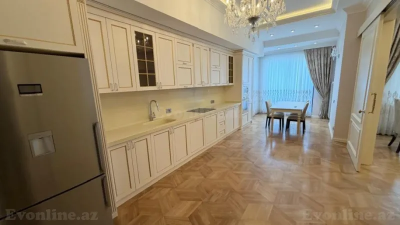 Kirayə verilir 7 otaqlı Mənzil Yeni tikili 350 m² Sahil m. - şəkil 14