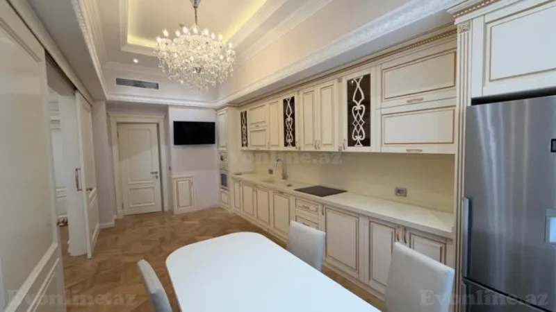 Kirayə verilir 7 otaqlı Mənzil Yeni tikili 350 m² Sahil m. - şəkil 16