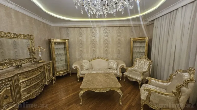 Kirayə verilir 3 otaqlı Mənzil Yeni tikili 135 m² 7-ci mikrorayon