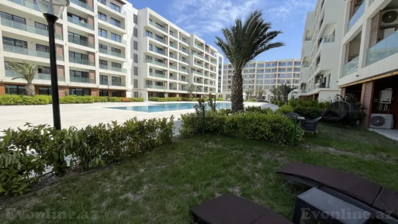 Kirayə verilir 3 otaqlı Mənzil Yeni tikili 130 m² Sabunçu r.