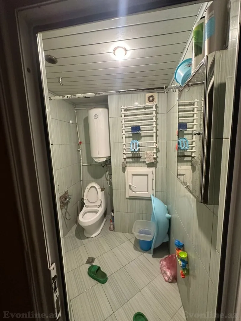 Satılır 4 otaqlı Mənzil Köhnə tikili 100 m² Gənclik m. - şəkil 7