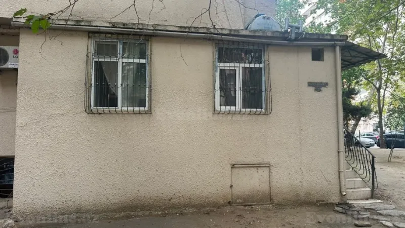 Satılır 4 otaqlı Mənzil Köhnə tikili 100 m² Gənclik m. - şəkil 8