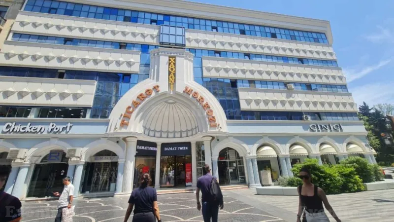 Satılır 3 otaqlı Mənzil Köhnə tikili 110 m² Sahil m. - şəkil 2