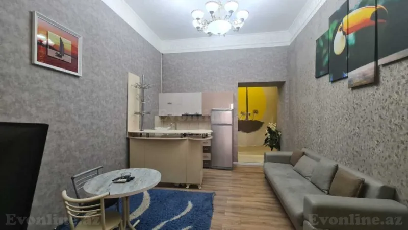 Satılır 3 otaqlı Mənzil Köhnə tikili 110 m² Sahil m. - şəkil 4