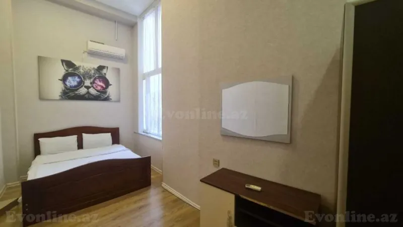 Satılır 3 otaqlı Mənzil Köhnə tikili 110 m² Sahil m. - şəkil 6