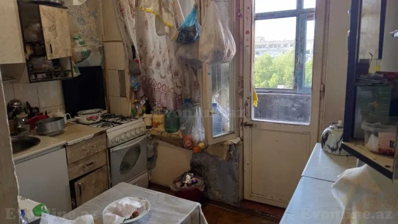 Satılır 4 otaqlı Mənzil Köhnə tikili 120 m² Gənclik m. - şəkil 5