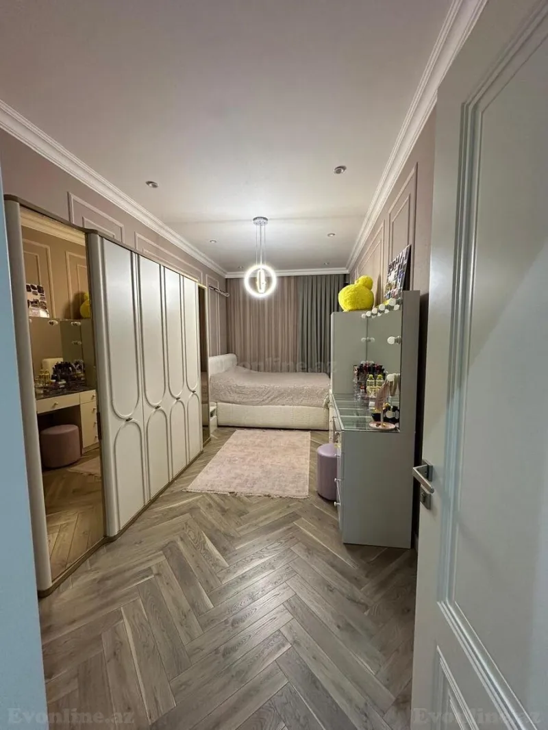 Satılır 4 otaqlı Mənzil Yeni tikili 192 m² Xətai m. - şəkil 8