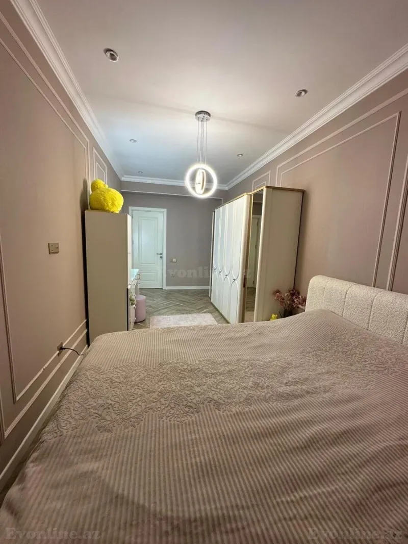 Satılır 4 otaqlı Mənzil Yeni tikili 192 m² Xətai m. - şəkil 9