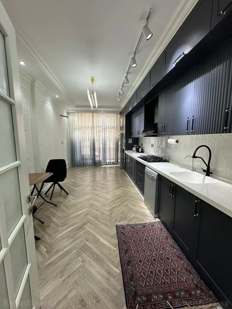 Satılır 4 otaqlı Mənzil Yeni tikili 192 m² Xətai m. - şəkil 13