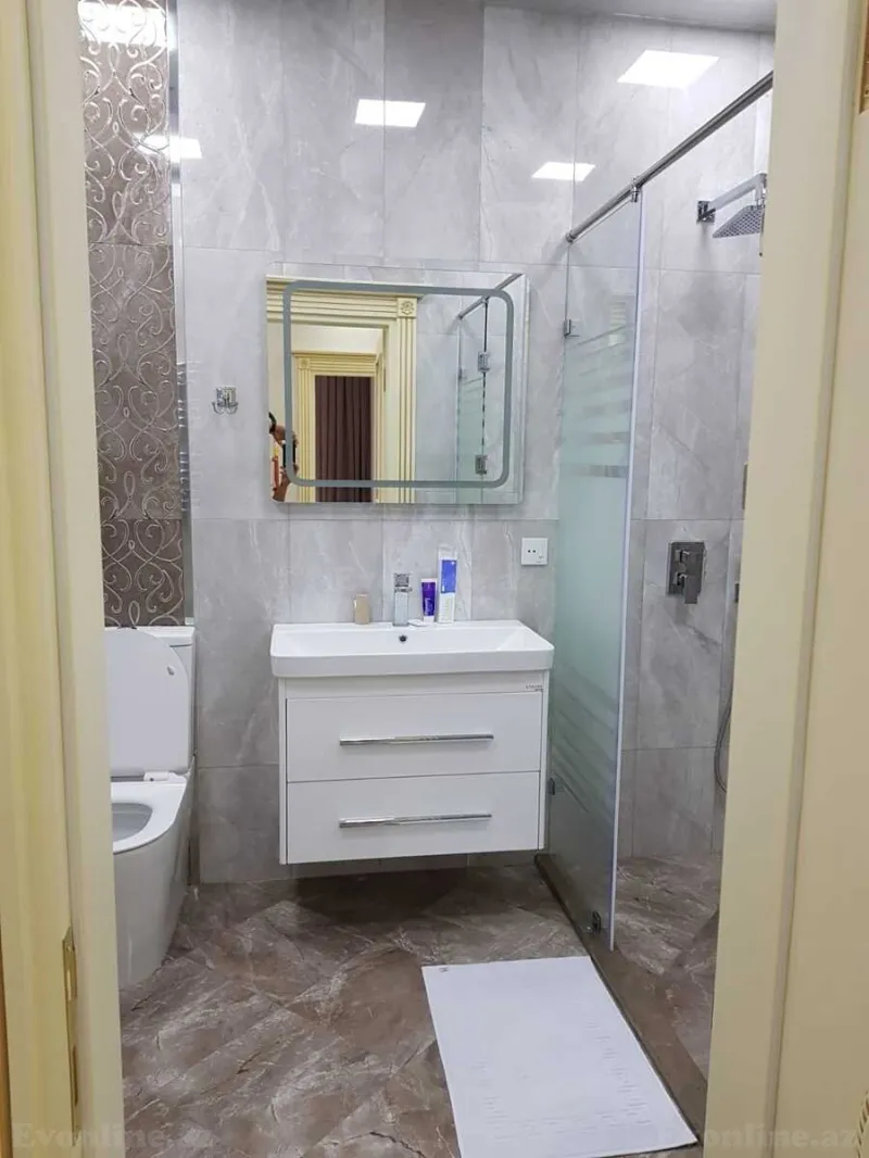 Satılır 3 otaqlı Mənzil Yeni tikili 148 m² 8 Noyabr m. - şəkil 14