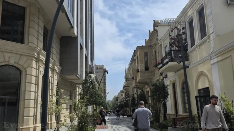 Satılır 3 otaqlı Mənzil Köhnə tikili 100 m² Nizami m.