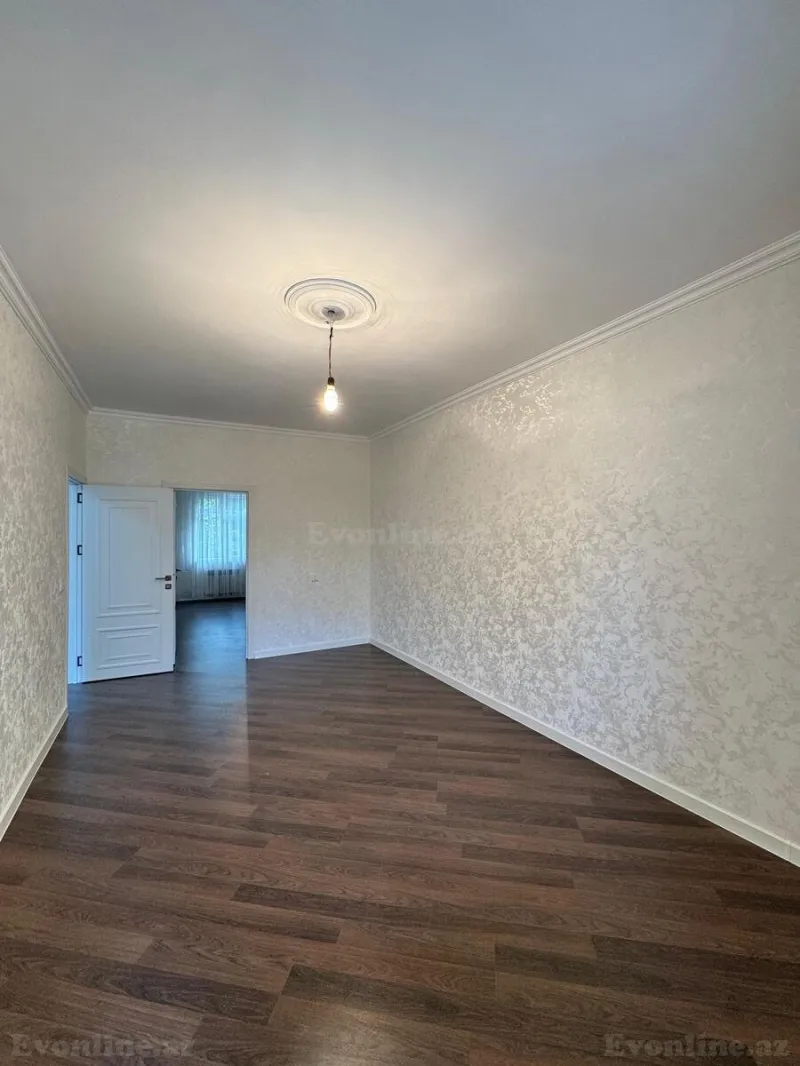 Satılır 2 otaqlı Mənzil Köhnə tikili 50 m² 7-ci mikrorayon