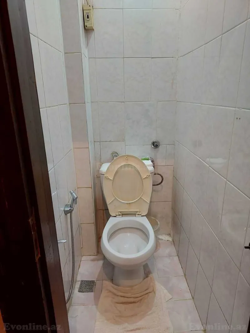 Satılır 3 otaqlı Mənzil Köhnə tikili 81 m² Xalqlar Dostluğu m. - şəkil 5