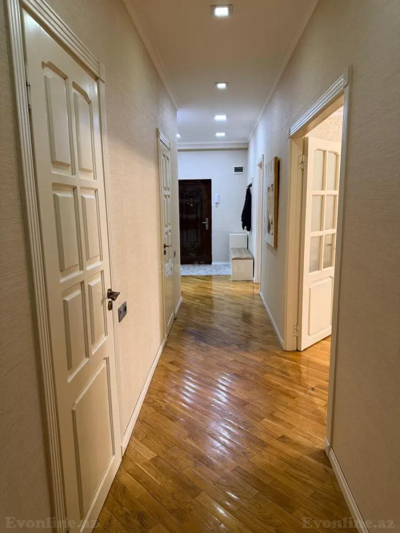 Satılır 3 otaqlı Mənzil Yeni tikili 135 m² Gənclik m. - şəkil 7